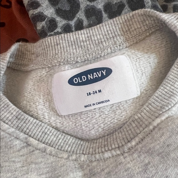 Girls Sweatshirt Bundle - Picture 3 of 7